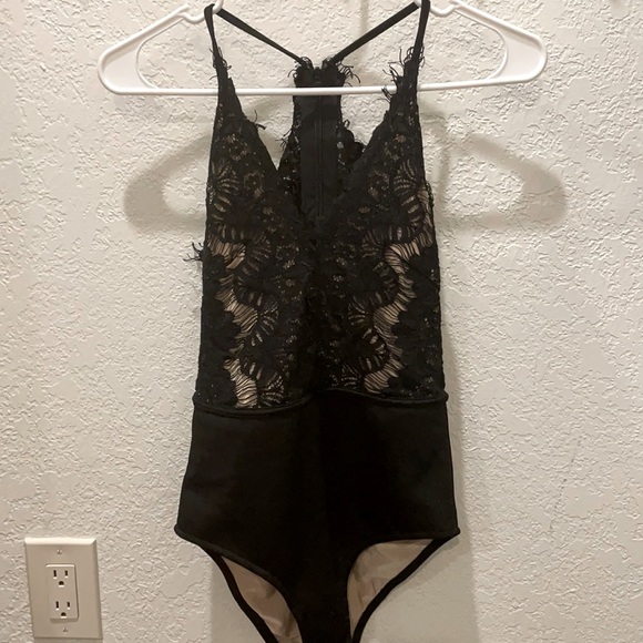 Black laced bodysuit zipper in back. Size Small - Picture 1 of 3